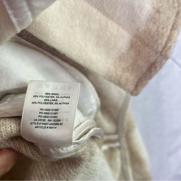 Aritzia Wilfred Free Shirt Jacket Wool Blend Tan Cream Plaid Shacket Size small - Picture 6 of 7